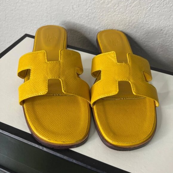 Hermes Oran Jaune Curcuma Yellow Sandals Flats Slip On Women's 42 EU/11 US - Picture 1 of 13